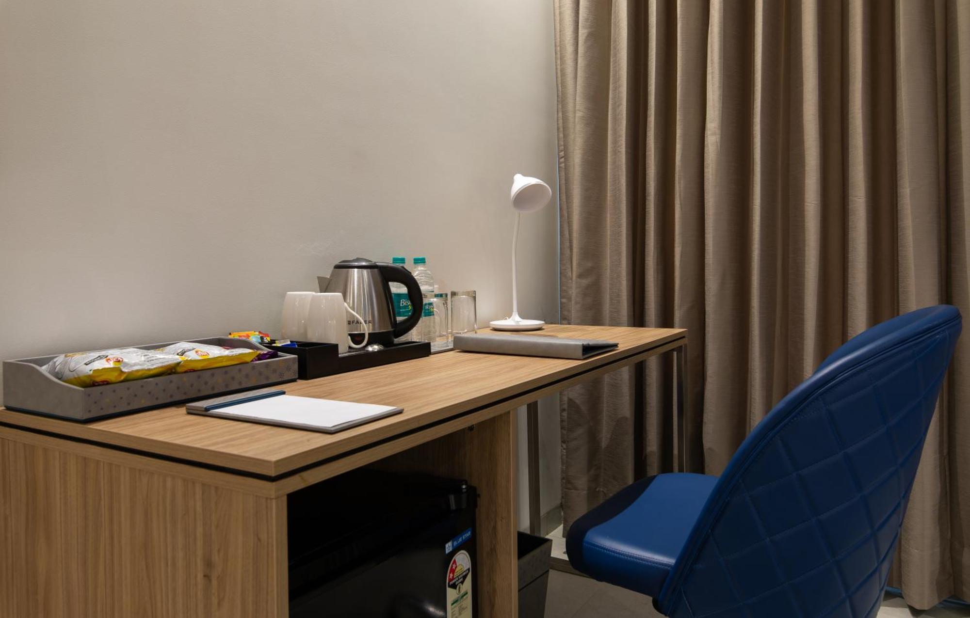Hometel Alambagh Lucknow - A Sarovar Hotel Eksteriør billede